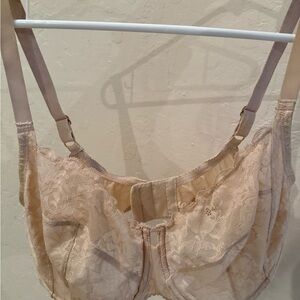 Natori Lace Bra in Cream 36G